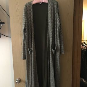 New WOT Sarah Cardigan - XL